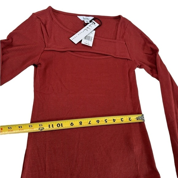Nicole Miller Sienna Long Sleeve Stretchy Top size Small - Picture 6 of 15